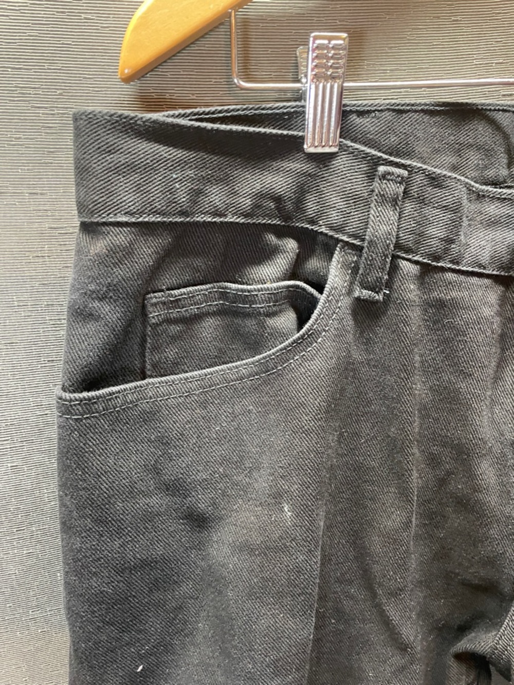 Lee Men's Straight Regular fit Jeans in Black - Picture 6 of 9
